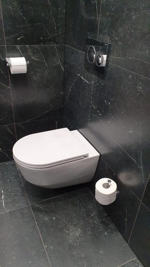 Apartamenty Sienkiewicza 8 Żywiec Exteriör bild