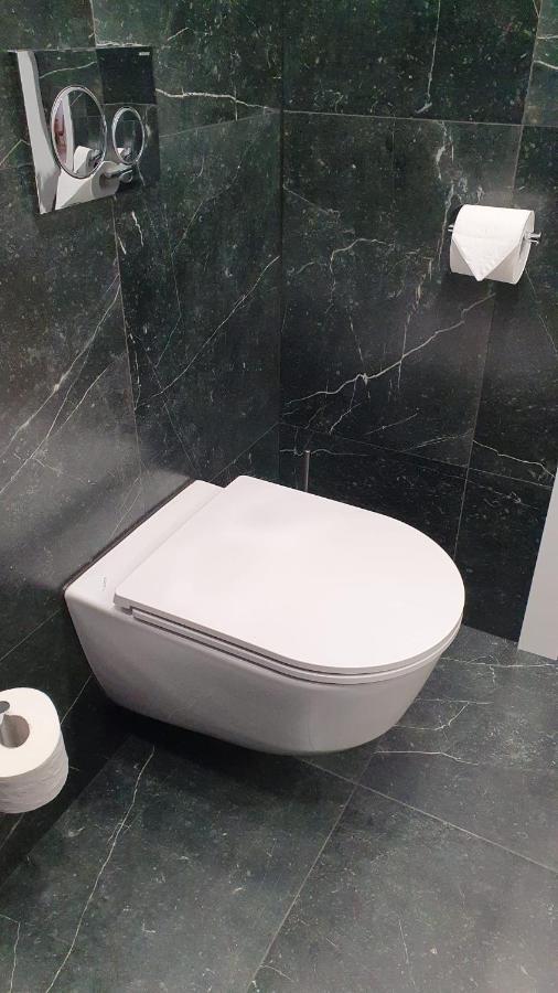 Apartamenty Sienkiewicza 8 Żywiec Exteriör bild